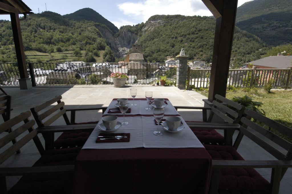 Hotel Rural El Porton De Murillo Broto Zewnętrze zdjęcie